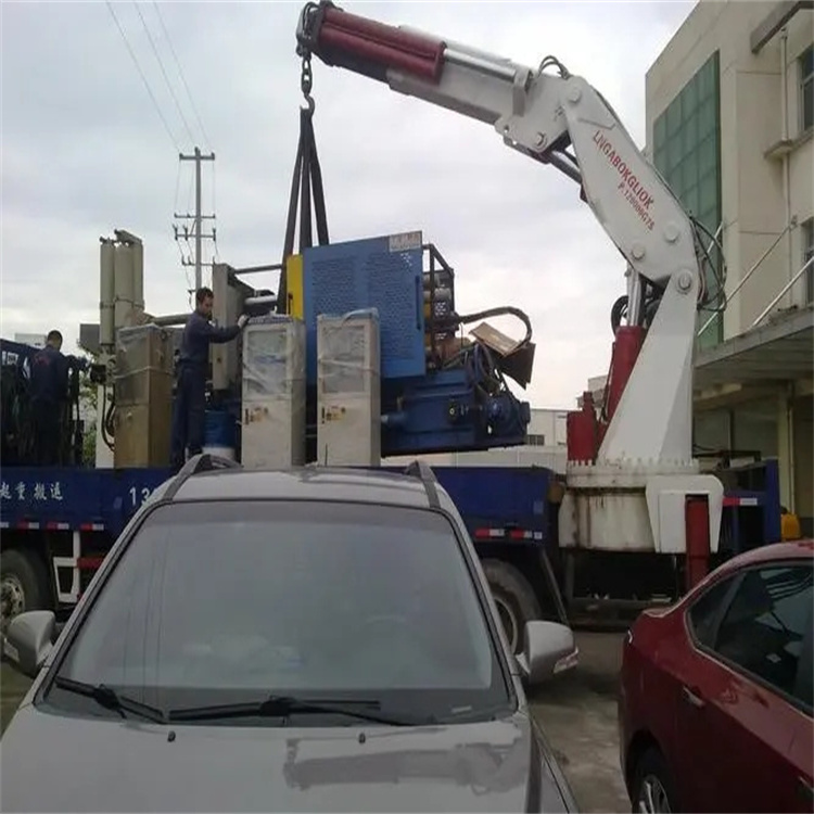 保城镇吊车救援小汽车怎么吊